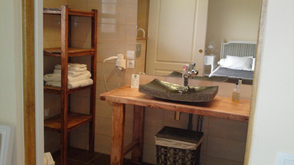 Relais De L'Alsou- Piscine Bed & Breakfast Labastide-en-Val Room photo