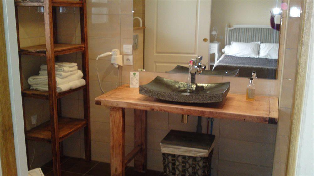 Relais De L'Alsou- Piscine Bed & Breakfast Labastide-en-Val Exterior photo